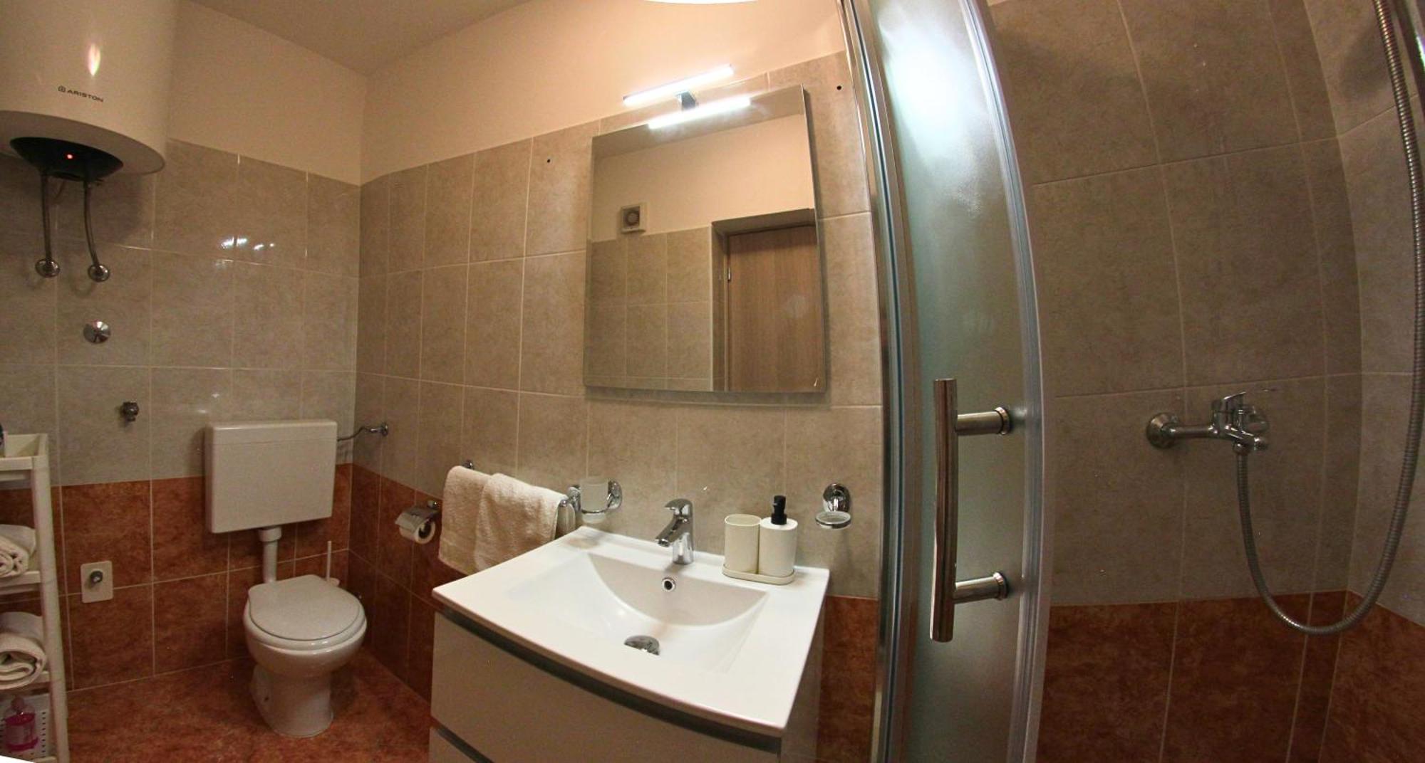 Apartments Goltes Lovrečica Εξωτερικό φωτογραφία
