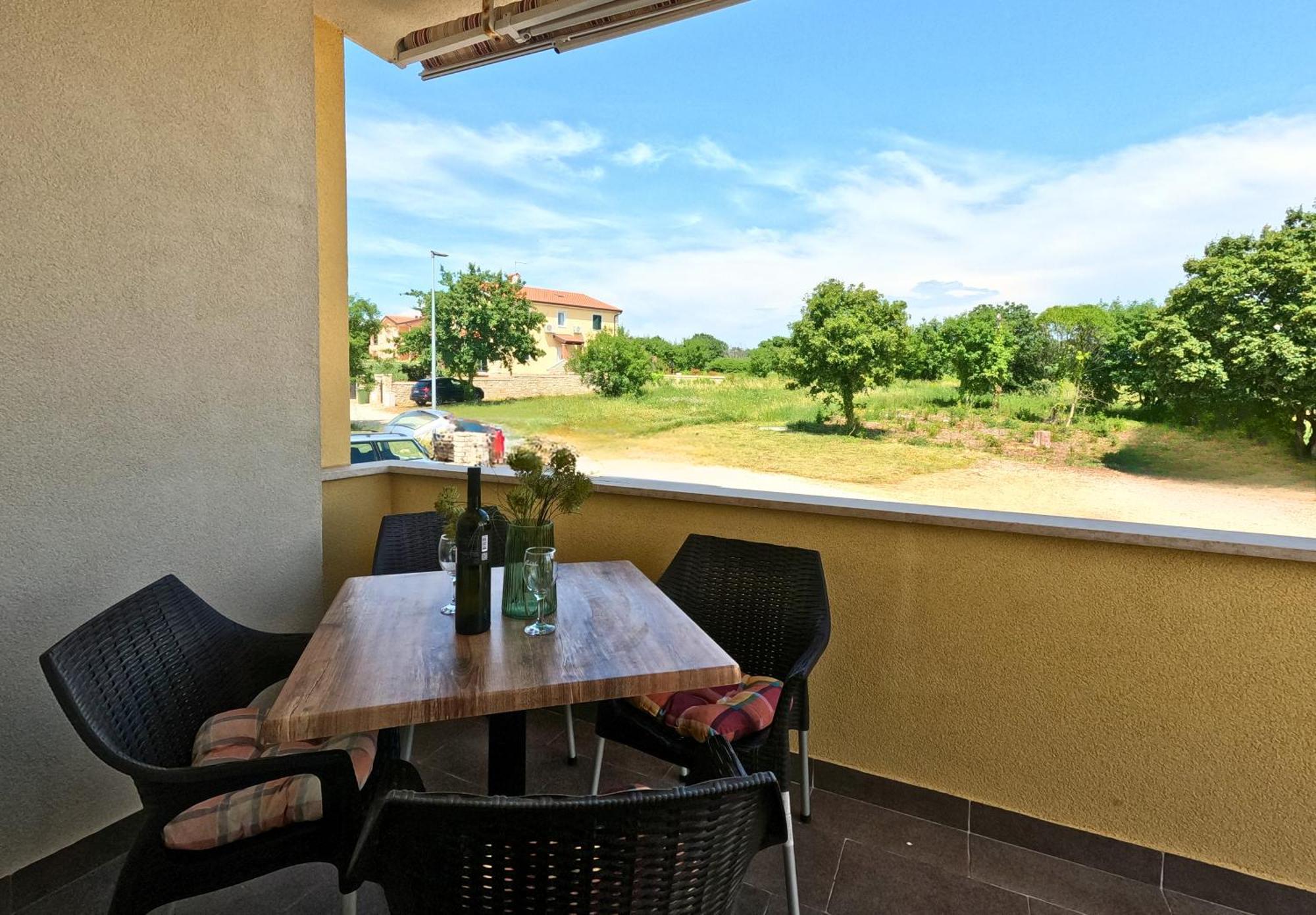 Apartments Goltes Lovrečica Εξωτερικό φωτογραφία